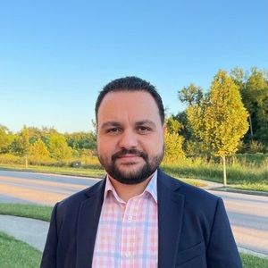 Meet your Posher, Mina